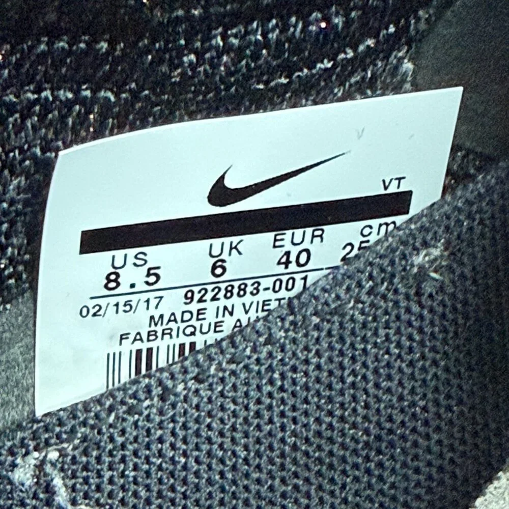 Nike Air Zoom Fearless Flyknit‎ Athletic Running Shoes